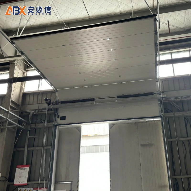 信阳铝板滑升门